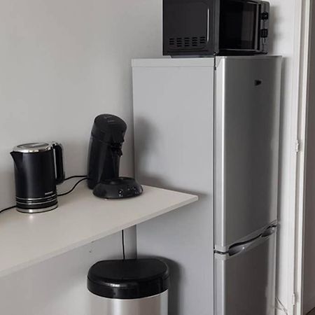 Beau Studio Renove 30M2 Balcon Vue Paris+Parking Apartment Exterior photo