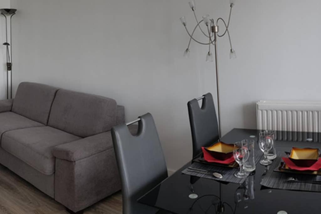 Beau Studio Renove 30M2 Balcon Vue Paris+Parking Apartment Exterior photo